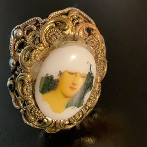 Gold Tone Painted Porcelain Adjustable Cameo Ring.
